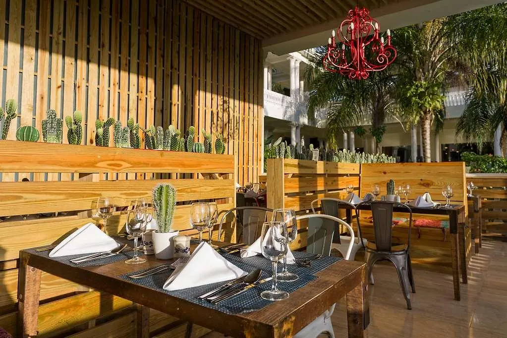 Grand Palladium Jamaica, All Inclusive Resort & Spa Montego Bay 0*,  Jamajka