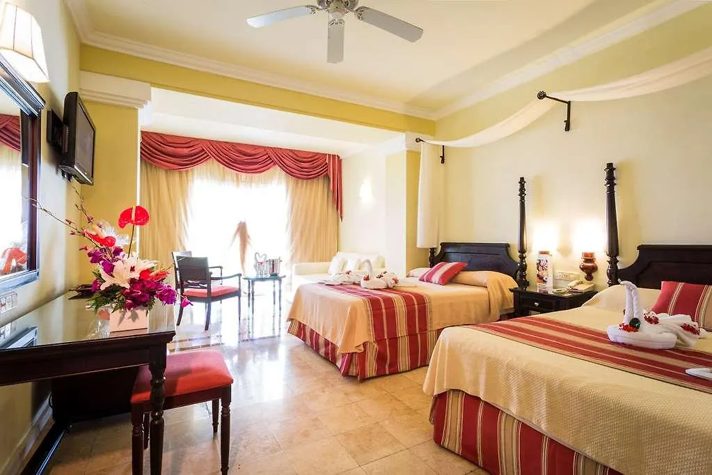 ホテル Grand Palladium Jamaica, All Inclusive Resort & Spa モンテゴ・ベイ ジャマイカ