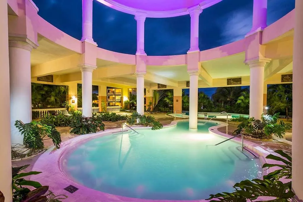 ホテル Grand Palladium Jamaica, All Inclusive Resort & Spa モンテゴ・ベイ ジャマイカ